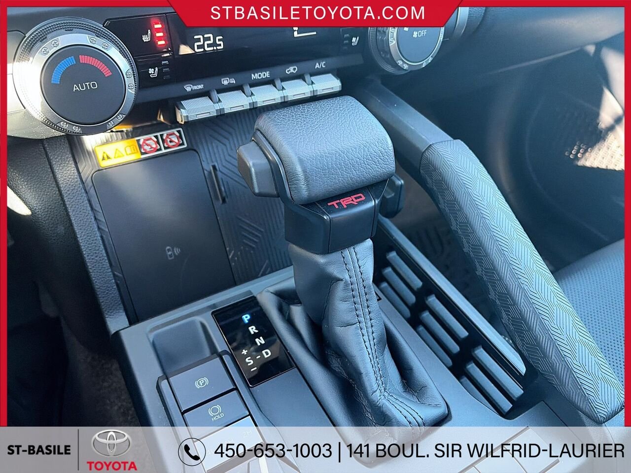 TOYOTA 4RUNNER TRD HORS ROUTE HYBRIDE 2025 Blanc Saint-Basile-le-Grand - photo #17