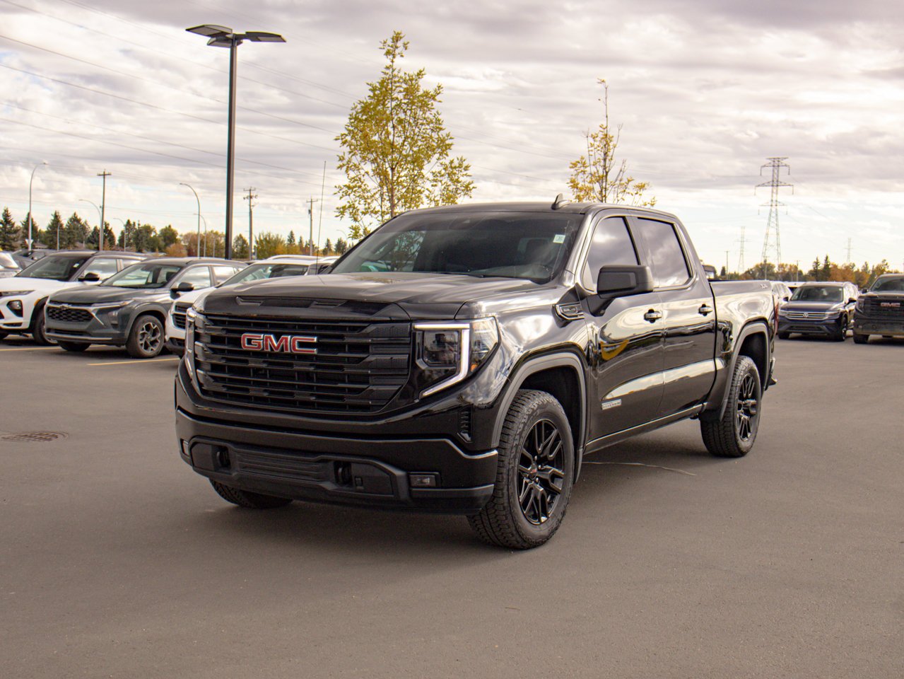 2025 GMC Sierra 1500 4WD Crew Cab 147 Elevation Black Sherwood Park - photo #3