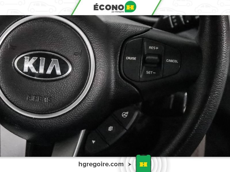 2015 Kia Rondo Grey Saint-Eustache - photo #13