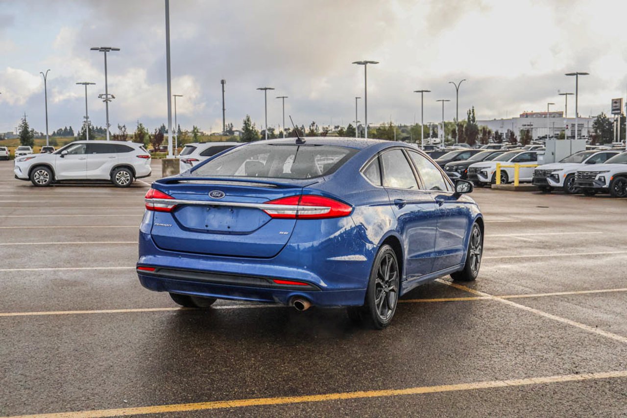 2018 Ford Fusion SE FWD Blue Sherwood Park - photo #8
