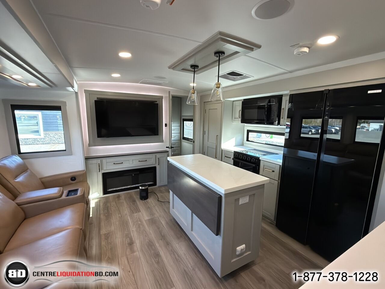 2025 BRINKLEY Z295 | ACCOMODATION White Granby - photo #8