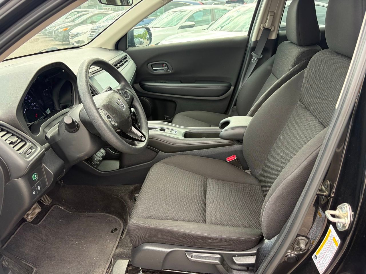 2018 Honda HR-V Black Notre-Dame-des-Prairies - photo #1