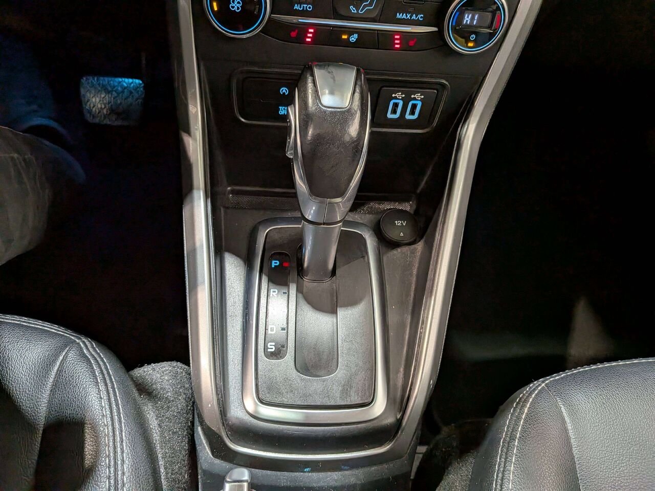 2018 Ford EcoSport Titanium 4WD Black Val-David - photo #26