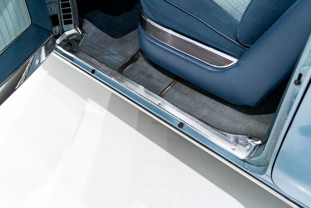 1954 Cadillac Fleetwood Unrestored fully original survivor **PRICE IN USD** Blue Montreal - photo #76