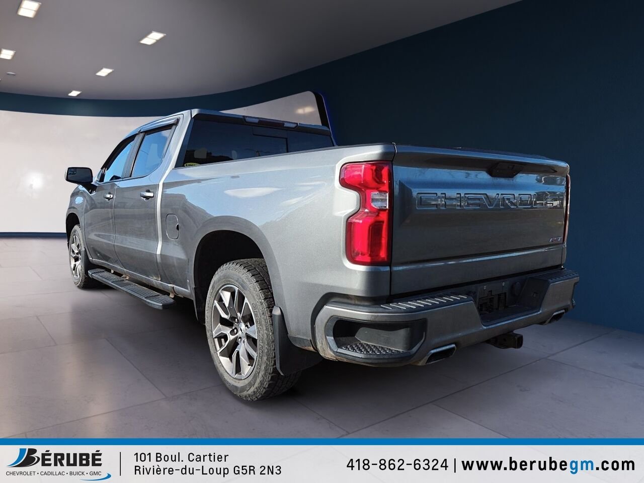 CHEVROLET Silverado 1500 4WD Crew Cab 2019 Gris Rivière-du-Loup - photo #3