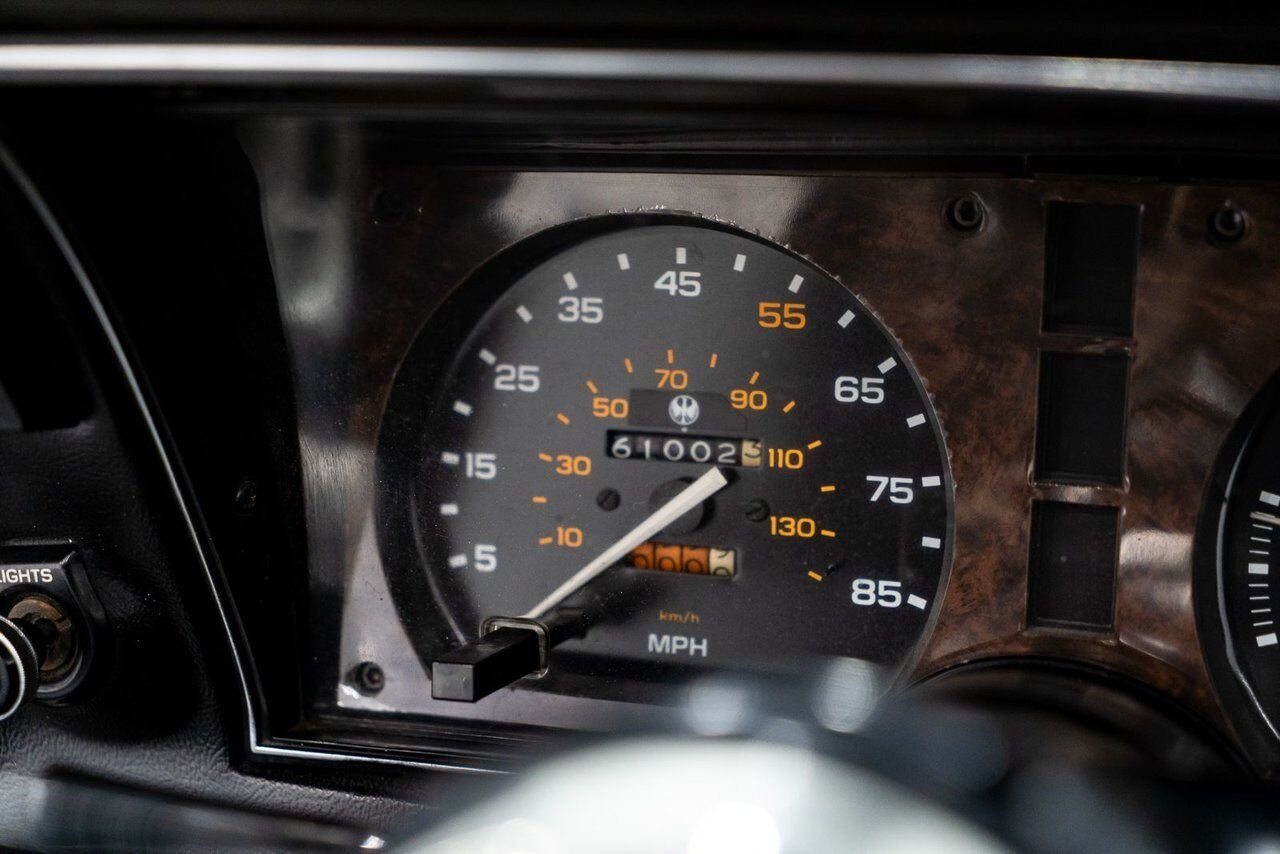 Phillips Motor Car Berlina Coupe Only 1 of 78 produced. Very rare | PRIX EN USD 1981 Blanc Montréal - photo #63
