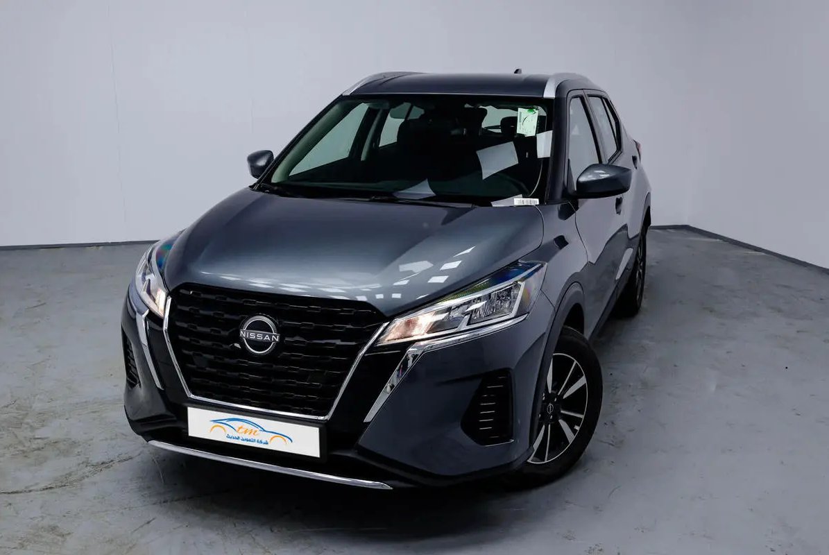 Nissan Kicks 2024 Gris Saint-Eustache - photo #0