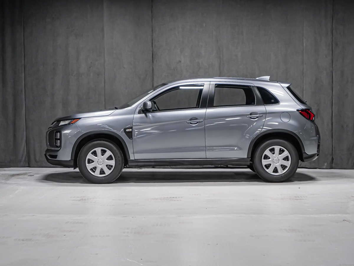 2027 Mitsubishi RVR ES Titanium Grey Montreal - photo #2