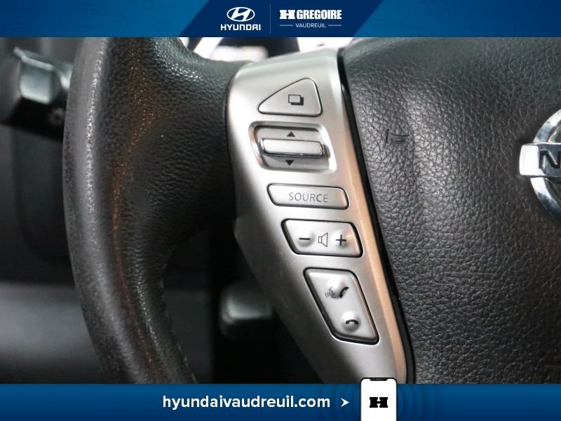 2016 Nissan Versa Note Red Saint-Eustache - photo #20