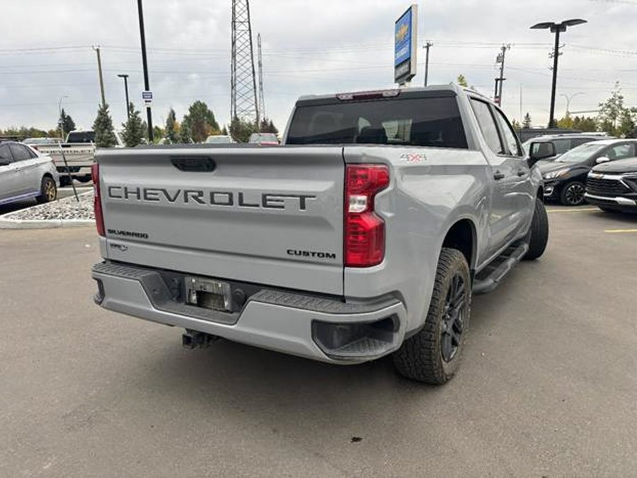 2024 Chevrolet Silverado 1500 Custom Blackout 2.7T | 20in Gloss Black Wheels Grey