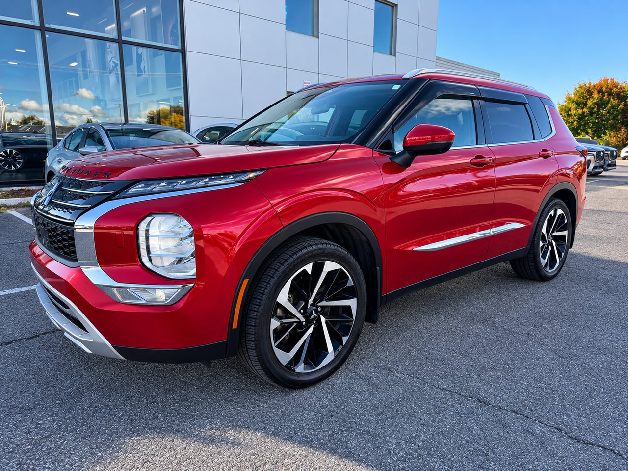 2023 Mitsubishi Outlander SE S-AWC Red Châteauguay - photo #2