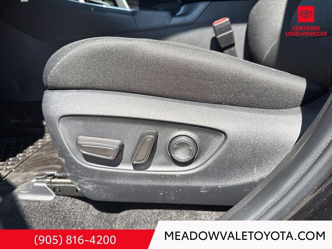 2025 Toyota RAV4 Bluetooth Black Mississauga - photo #38