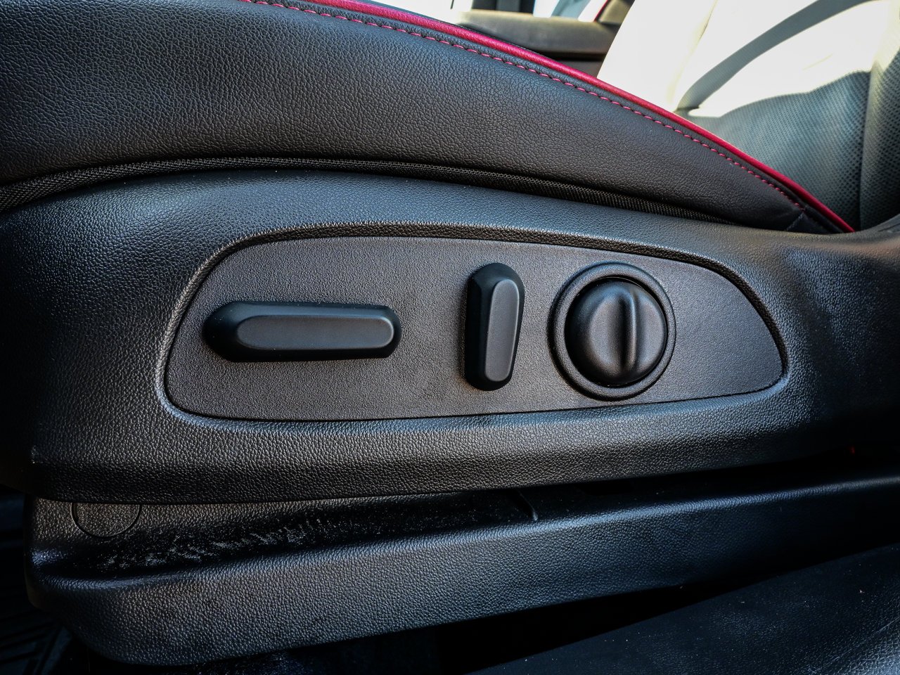 2026 Chevrolet Trailblazer AWD 4dr RS Blue Sherwood Park - photo #17