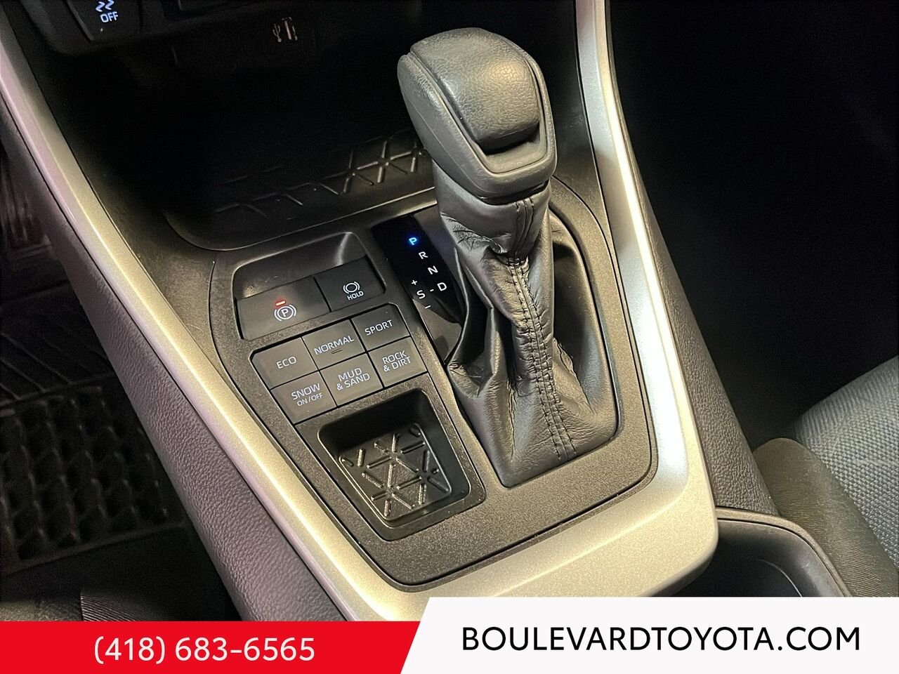 Toyota RAV4 531859-80 | LE, AWD 2025 Blanc Québec - photo #15
