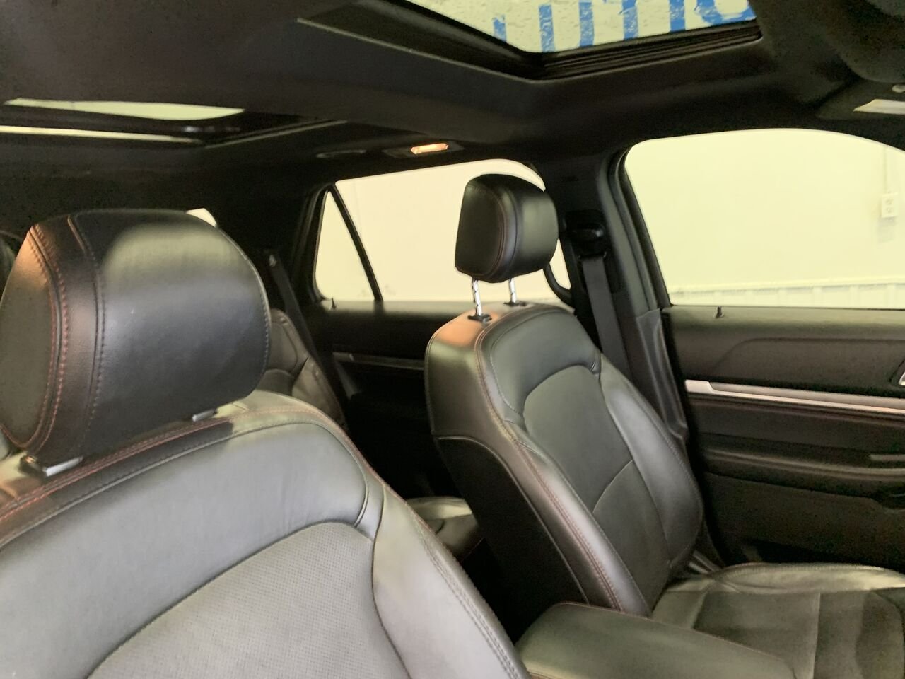 2017 Ford Explorer Black Châteauguay - photo #16