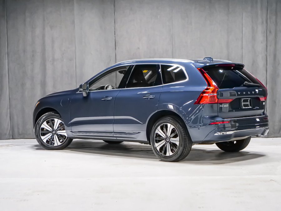 Volvo XC60 Recharge Plus Bright Theme 2023 Bleu