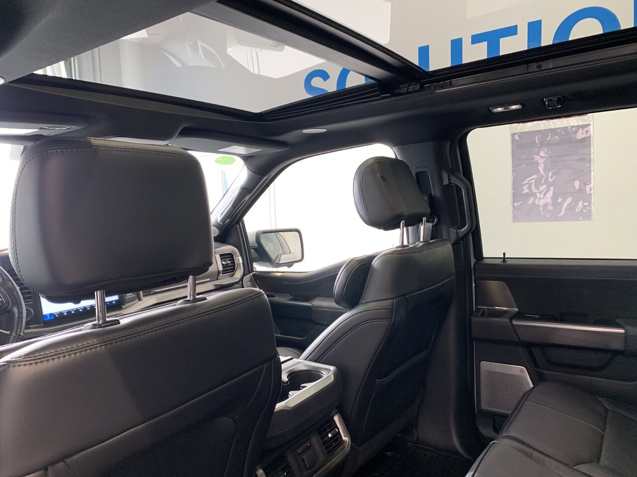 2024 Ford F-150 PLATINUM Grey Châteauguay - photo #28