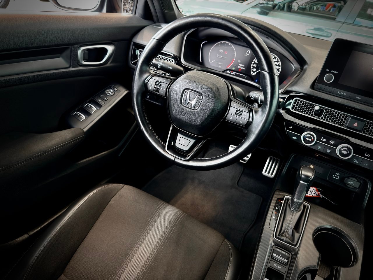 2023 Honda Civic Sedan gray Notre-Dame-des-Prairies - photo #17