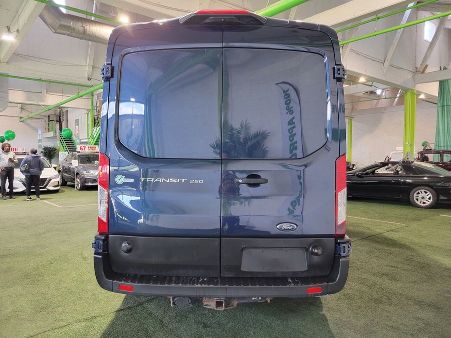 Ford Transit fourgon utilitaire T-250 PA toit moyen 130 po PNBV de 9 070 lb 2020 Bleu