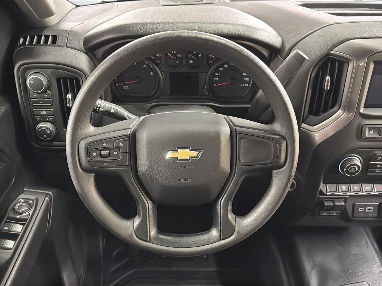 Chevrolet Silverado 2500HD WT cabine multiplace 4RM 172 po 2026 BLANC SOMMET Saint-Hyacinthe - photo #10