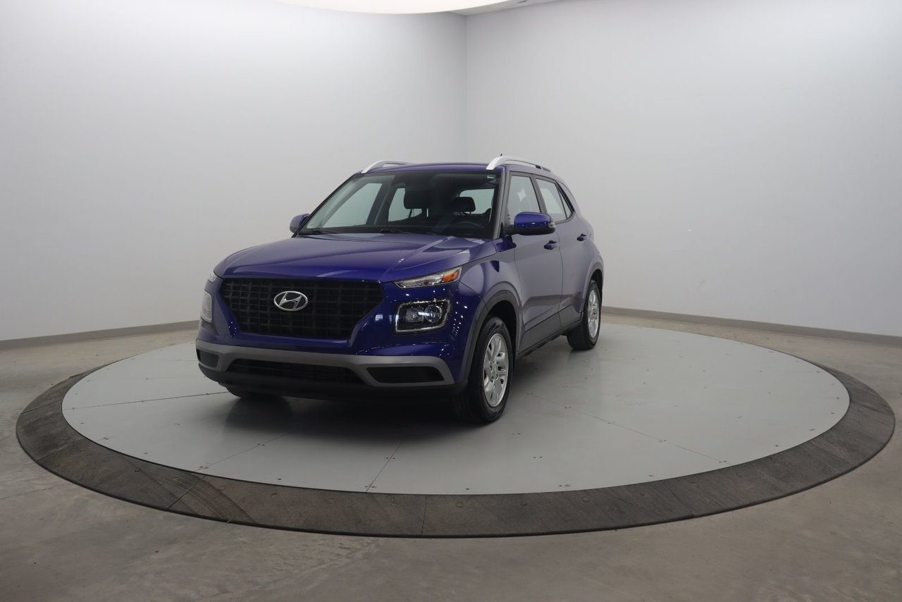 Hyundai Venue NIV KMHRC8A38PU235119 2023 Bleu Chicoutimi - photo #0