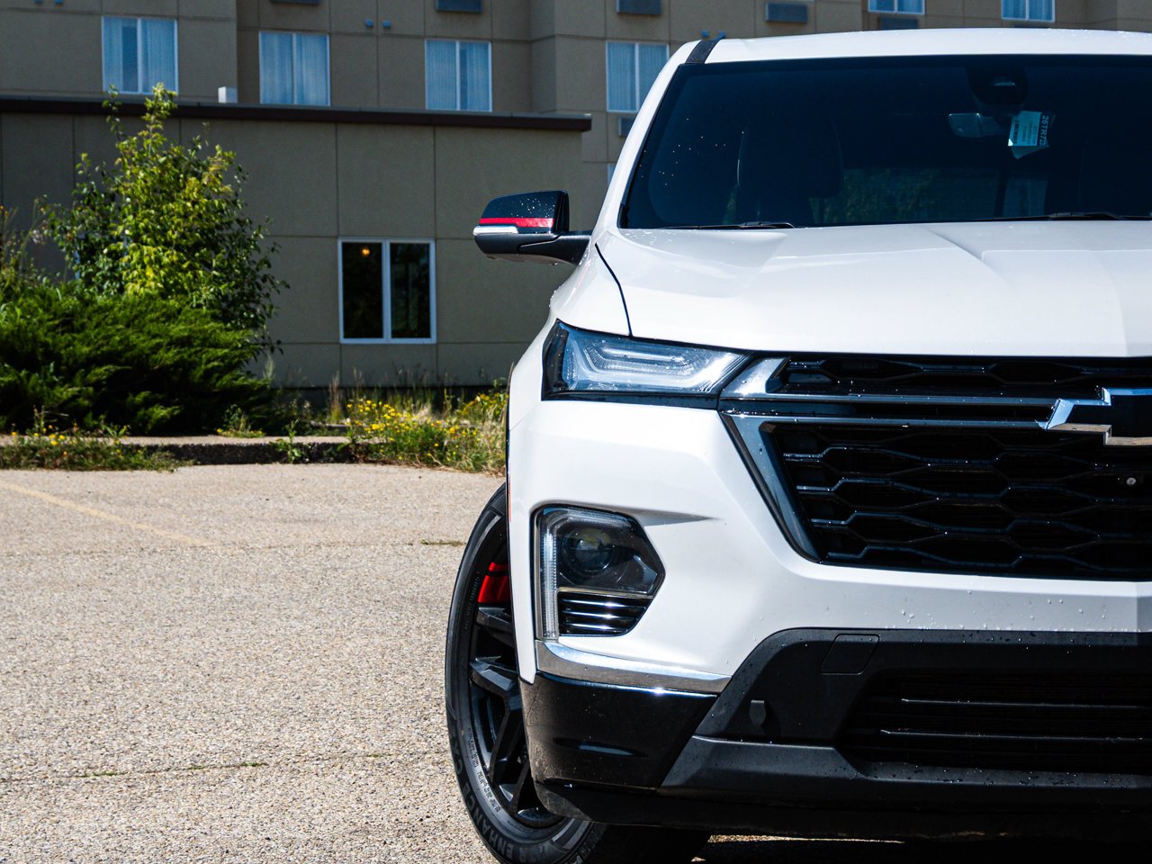 2023 Chevrolet Traverse AWD 4dr Premier White Sherwood Park - photo #5