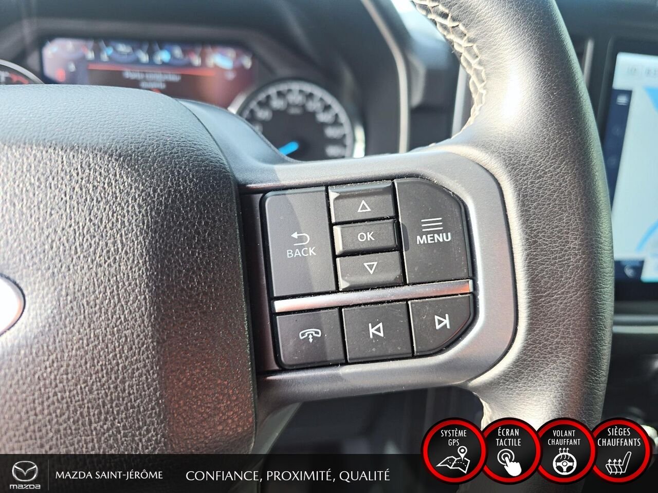 2023 Ford F-150 XLT SPORT | POWERBOOST 3.5L | GROS PNEUS | 4X4 | Black Saint-Jérôme - photo #14