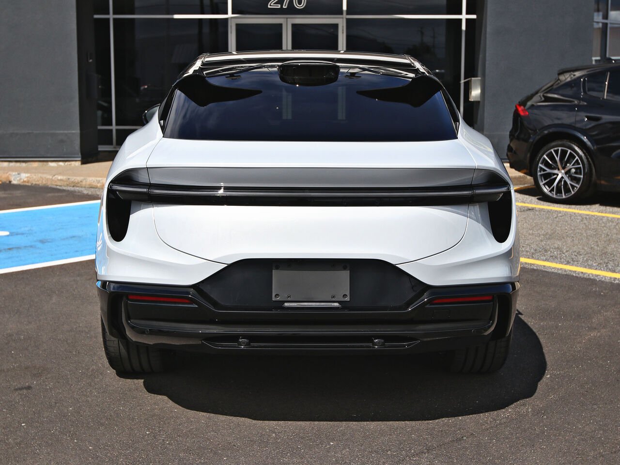 Lotus Eletre 2026 Argent Québec - photo #9