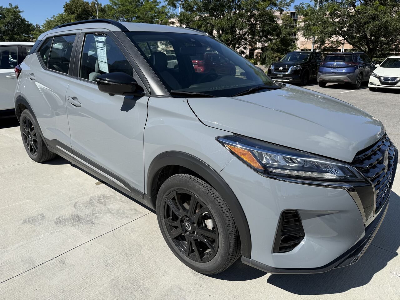 2024 Nissan Kicks SR PRIVILEGE Grey Châteauguay - photo #6