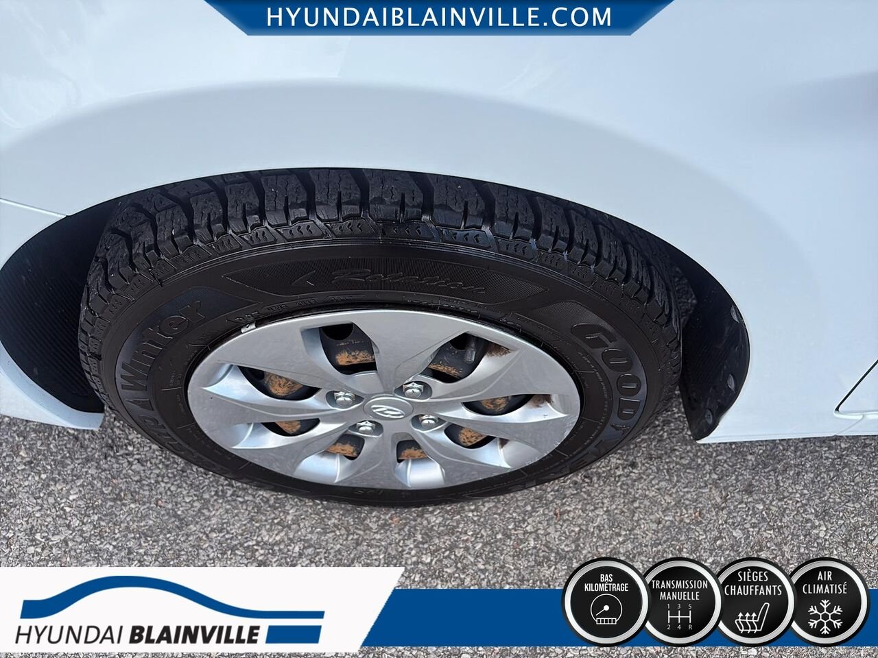 2017 Hyundai Accent White Blainville - photo #7