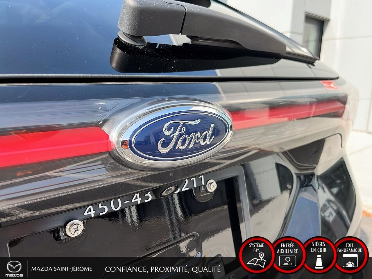 2018 Ford Edge Black Ste-Agathe des Monts - photo #7