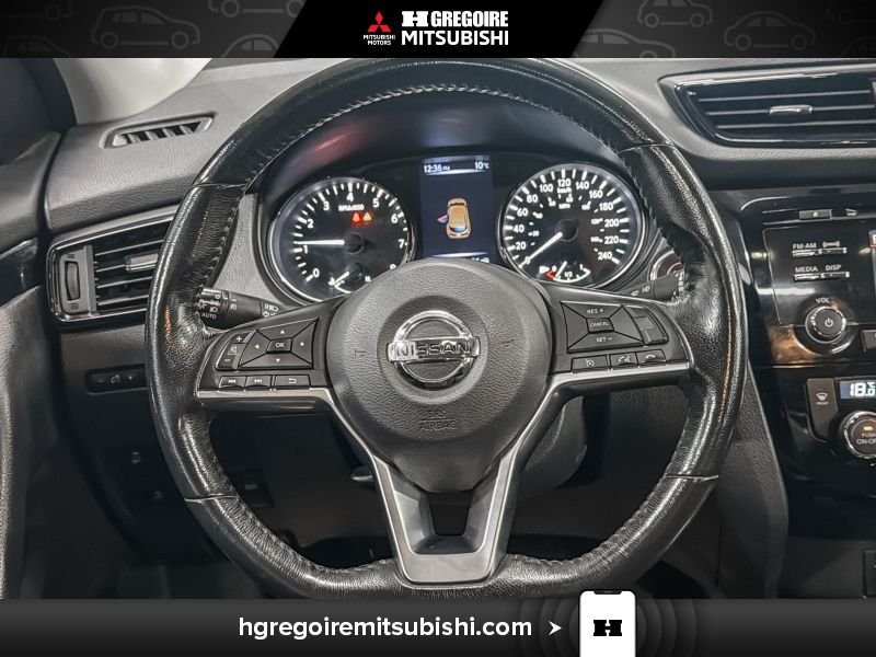 2017 Nissan Qashqai Orange Laval - photo #17