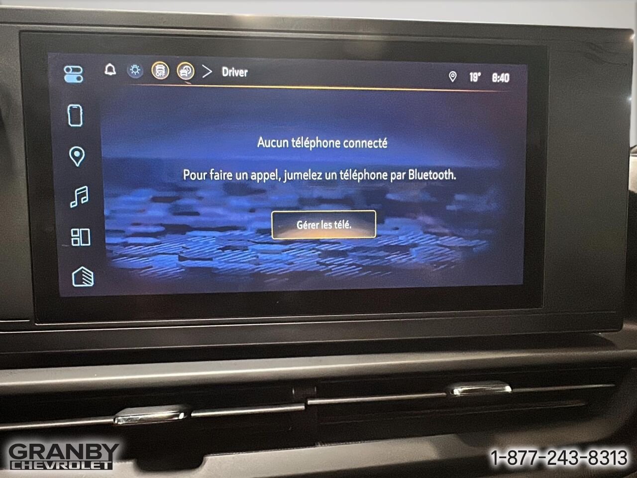 2024 Chevrolet Silverado EV WT cabine multiplace e4RM avec 4WT | G3905 White Granby - photo #19