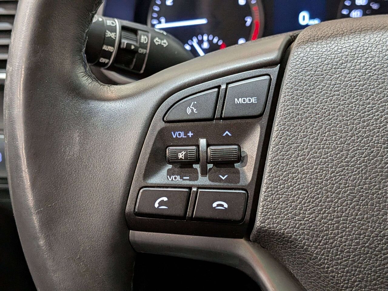 2020 Hyundai Tucson Preferred AWD w/Trend Package White Val-David - photo #14