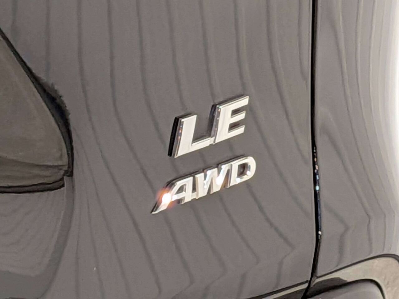 Toyota RAV4 LE AWD 2024 Noir Val-David - photo #33