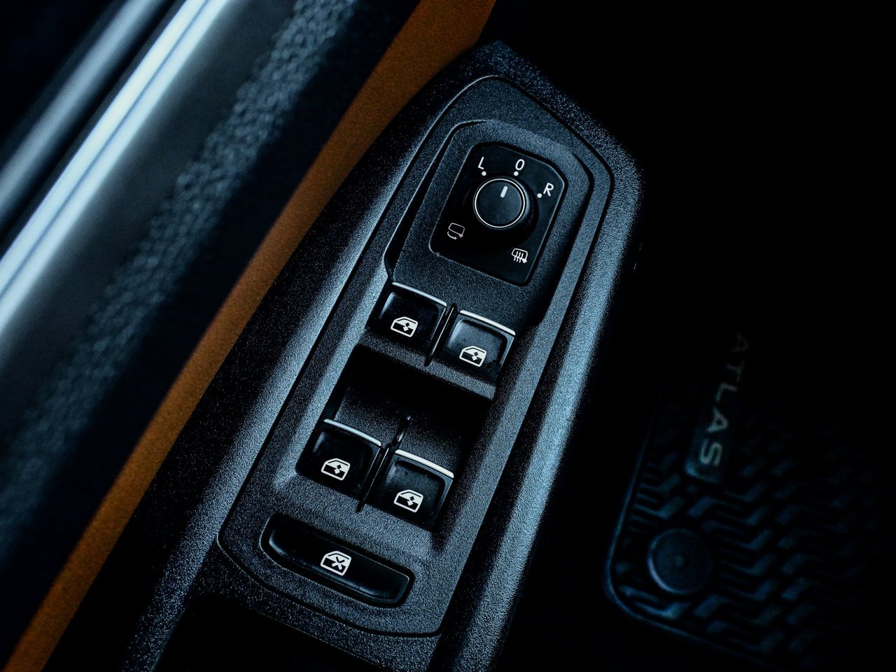 2018 Volkswagen Atlas Execline 3.6 FSI 4MOTION Grey Sherwood Park - photo #19