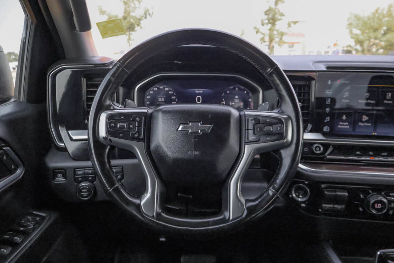 2024 Chevrolet Silverado 1500 4WD Crew Cab 147 RST Red Sherwood Park - photo #18