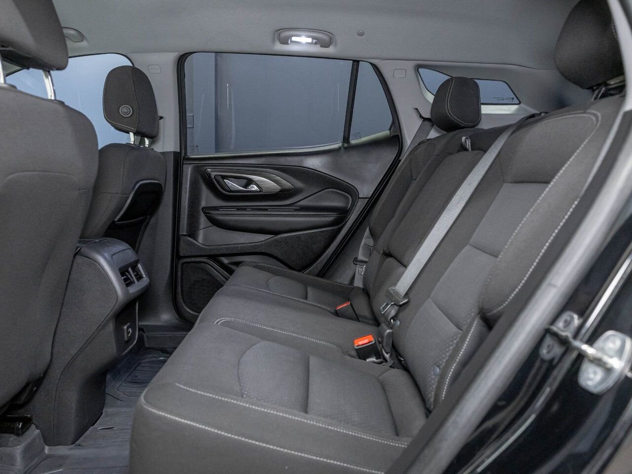 GMC Terrain SLE AWD *SIÈGES CHAUF* HAYON ELEC CARPLAY REG ADAP 2024 Noir Saint-Jérôme - photo #27