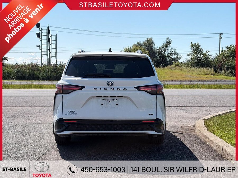2025 TOYOTA SIENNA HYBRIDE 2025 White