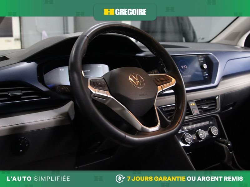 2024 Volkswagen Taos Grey Blainville - photo #8