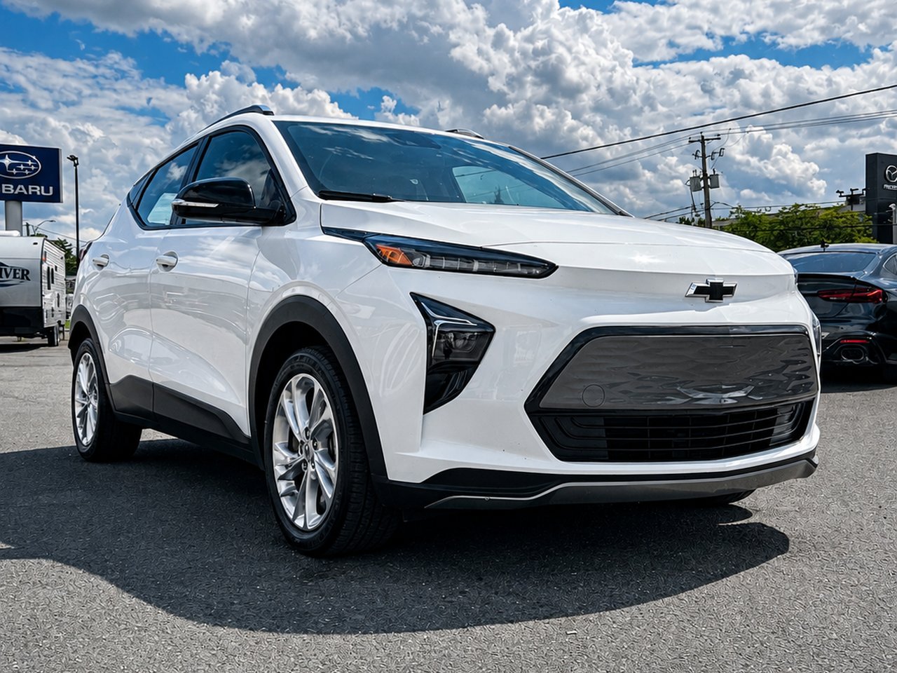 2023 Chevrolet Bolt EUV LT White Granby - photo #8