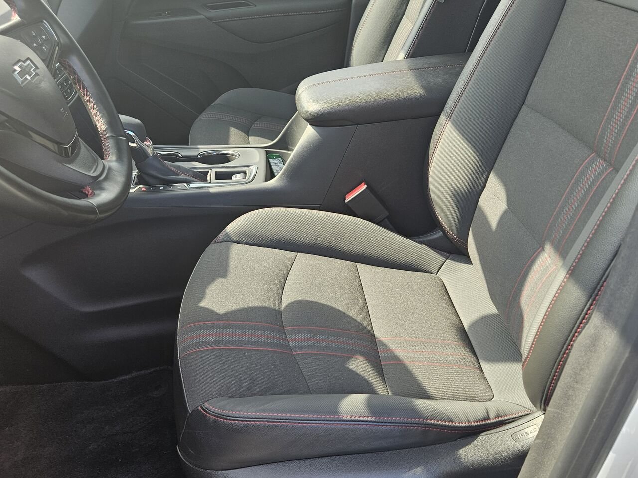 2024 Chevrolet Equinox RS 4 portes TI White Thetford Mines - photo #13