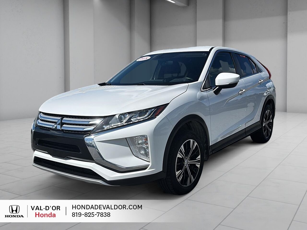 2018 Mitsubishi Eclipse Cross SE S-AWC White Val-d'Or - photo #0