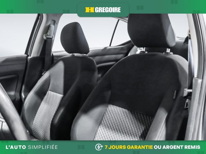 2021 Nissan Versa Grey Laval - photo #15