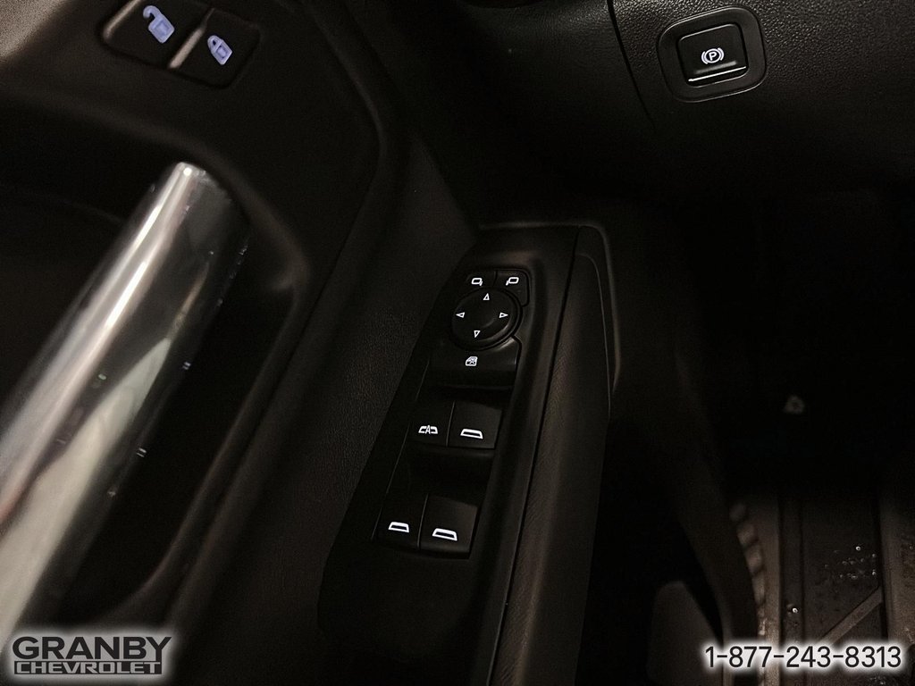 CHEVROLET Silverado 1500 K1500 SILVERADO CREW CAB CUSTOM STD/BOX (1CX) | B26-0627 2026 Noir Granby - photo #12