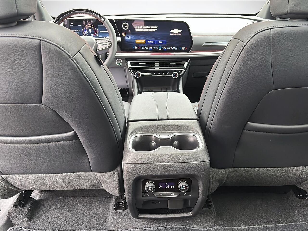 CHEVROLET Traverse RS 2026 BLANC POLAIRE, TRIPLE COUCHE Saint-Hyacinthe - photo #7