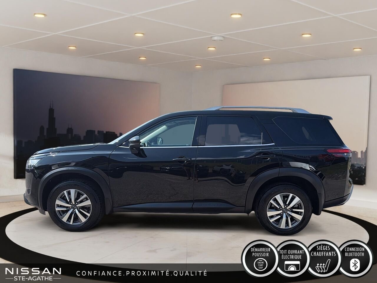 Nissan Pathfinder SL TI | CUIR | TOIT OUVRANT | NAVIGATION | 7 PLACES 2024 Noir Saint-Jérôme - photo #5