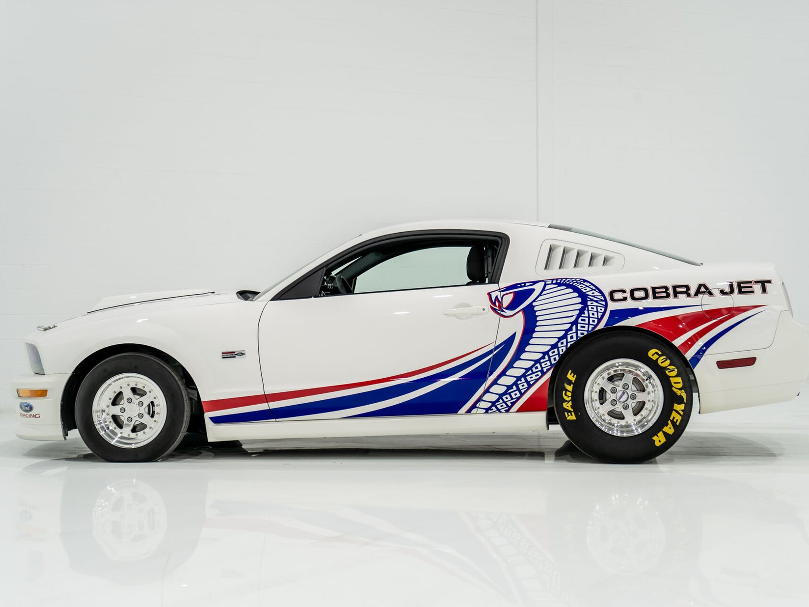 Ford Mustang Cobra Jet # 44 of 50 Ford Vehicule De Promotion **PRIX EN USD** 2008 Blanc Montréal - photo #27