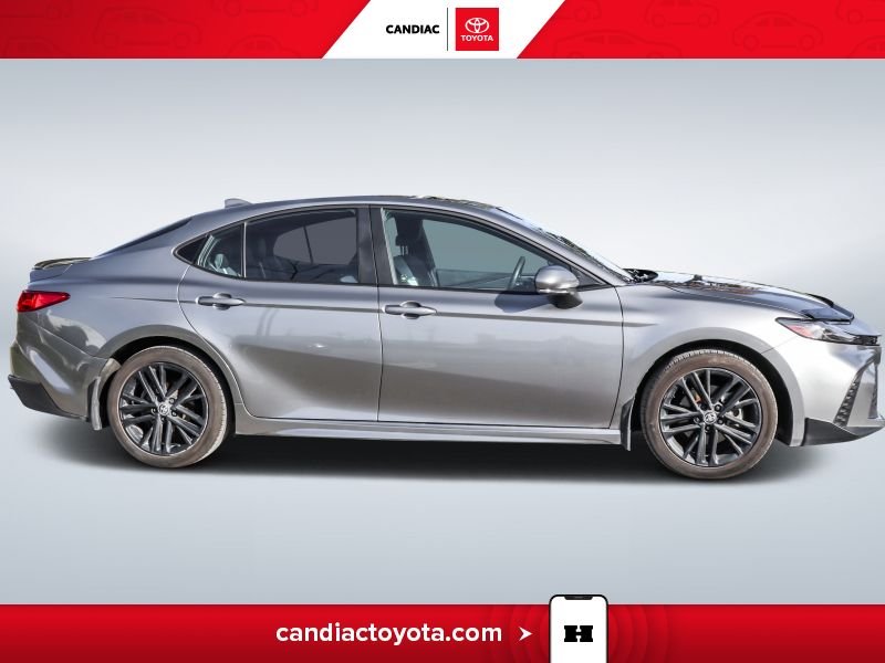 2025 Toyota Camry Grey Blainville - photo #10
