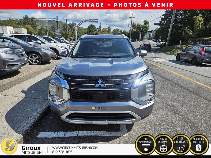 2022 Mitsubishi Outlander LE Premium S-AWC Grey